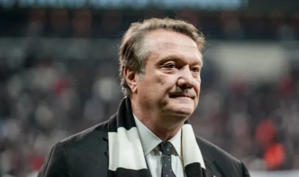 Beşiktaş'ta Başkan Hasan Arat istifası!