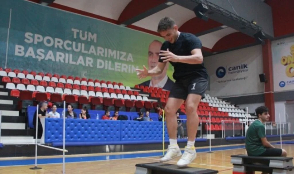 Canik'ten Gençlere Tam Destek 