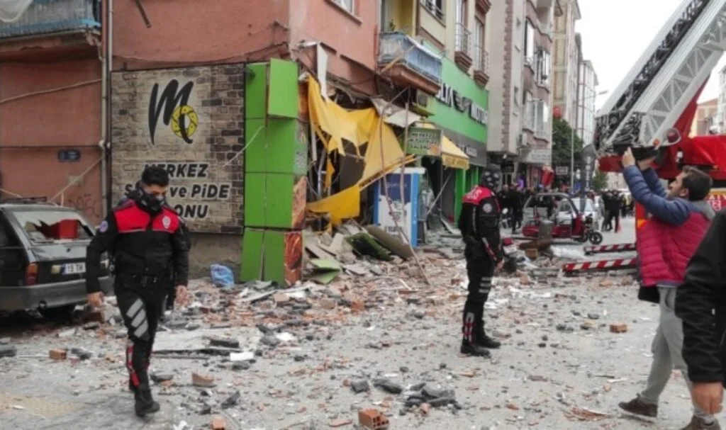Çorum’da doğal gaz kaynaklı patlama: 1 ölü, 16 yaralı