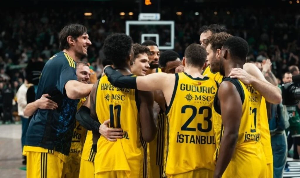 Fenerbahçe Beko'nun Galibiyet Serisi Beşinci EuroLeague Zaferiyle Devam Ediyor