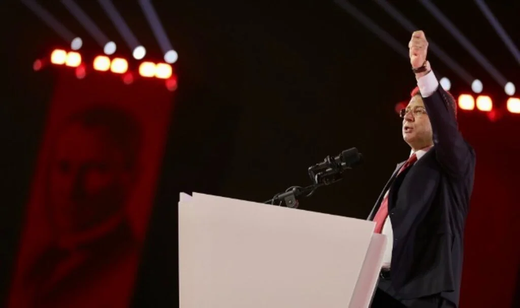 İmamoğlu'ndan Kayyum Atamalarına Sert Tepki, "İktidar Kontrolü Kaybetti"