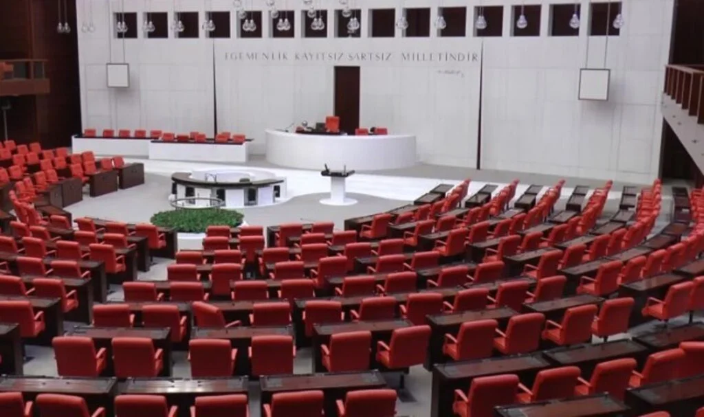 Noterlik Kanunu ile Bazı Kanunlarda Değişiklik Yapılmasına Dair Kanun TBMM’den geçti