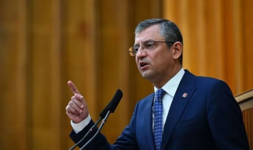 Özgür Özel: Esenyurt’u boş bırakmayacağız