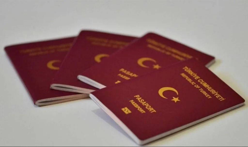 Pasaport Kısıtlamalarında Yeni Dönem: İçişleri'nin Yetkisi Sona Erdi