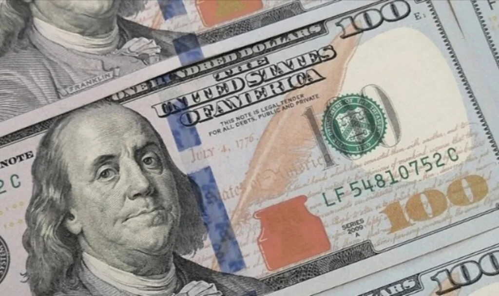 Sahte dolar alarmı: Kapalıçarşı’da alım-satım durdu