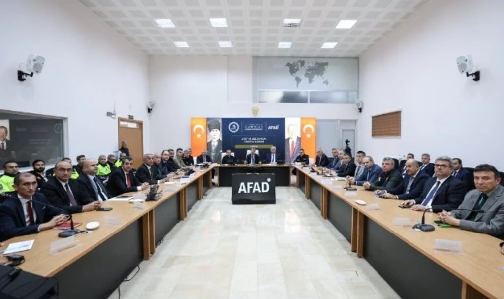  Samsun'da Kış Tedbirleri İçin Kritik Toplantı Yapıldı