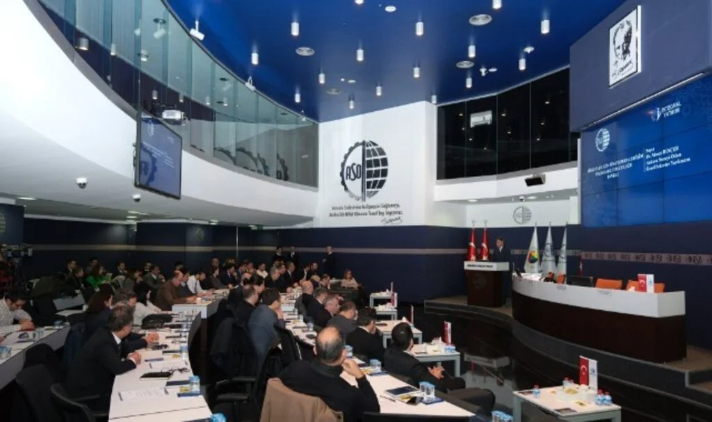 Şirketler İçin Finansmana Erişim ve Halka Arz Yolculuğu Paneli Ankara'da gerçekleşti