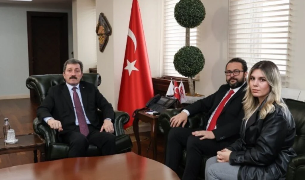 Sürmanşet Haber Medya Grubu'ndan Samsun Valisi Orhan Tavlı'ya Ziyaret