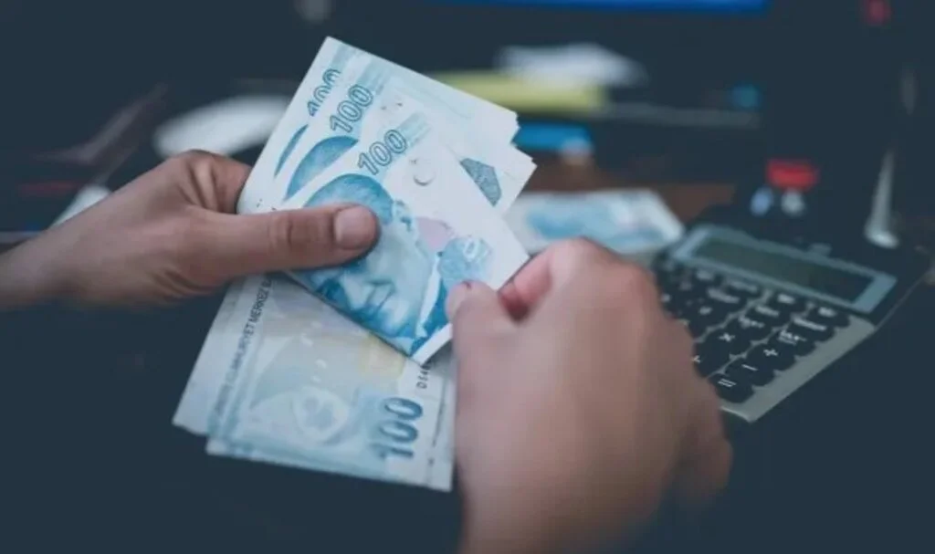 Yurt Dışı Harcı ve Vergilere Zam Geliyor