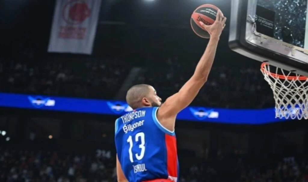 Anadolu Efes, Bayern Münih’i devirdi: Euroleague’de 2 maç sonra kazandı