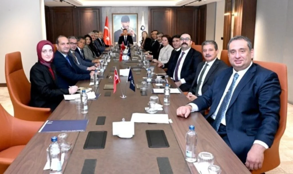 Anahtar Parti Başkanlık Divanı Suriye ve Asgari Ücreti Değerlendirdi