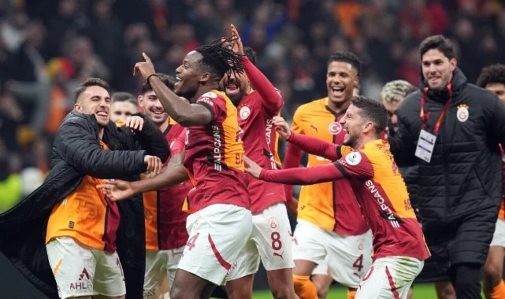 Aslanlar'dan Muhteşem Geri Dönüş: Trabzonspor Karşısında Tarihi Zafer