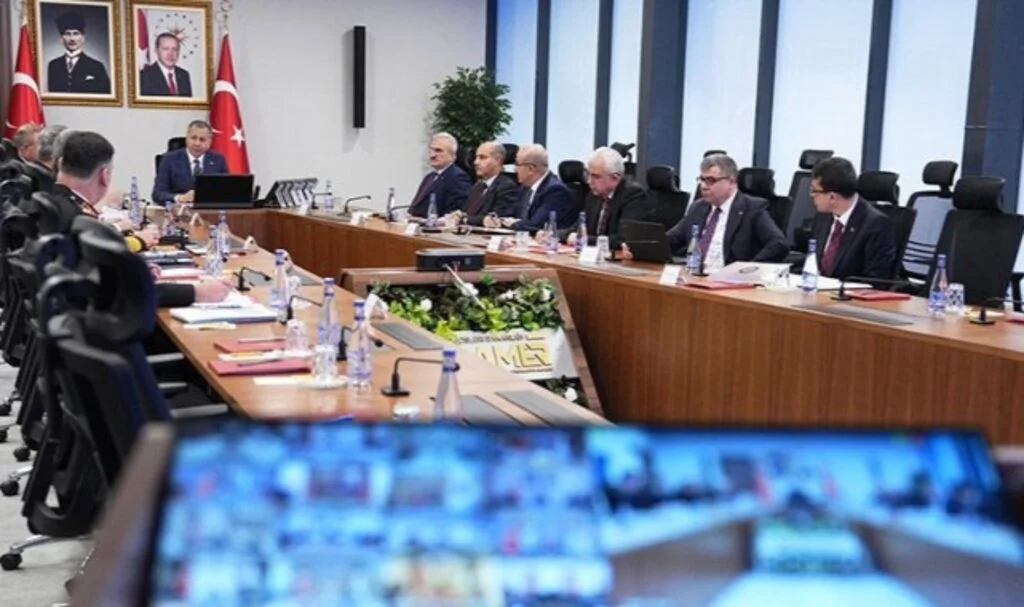 Bakan Yerlikaya 81 İlin Valisi iİe Video Konferans Toplantısı Yaptı