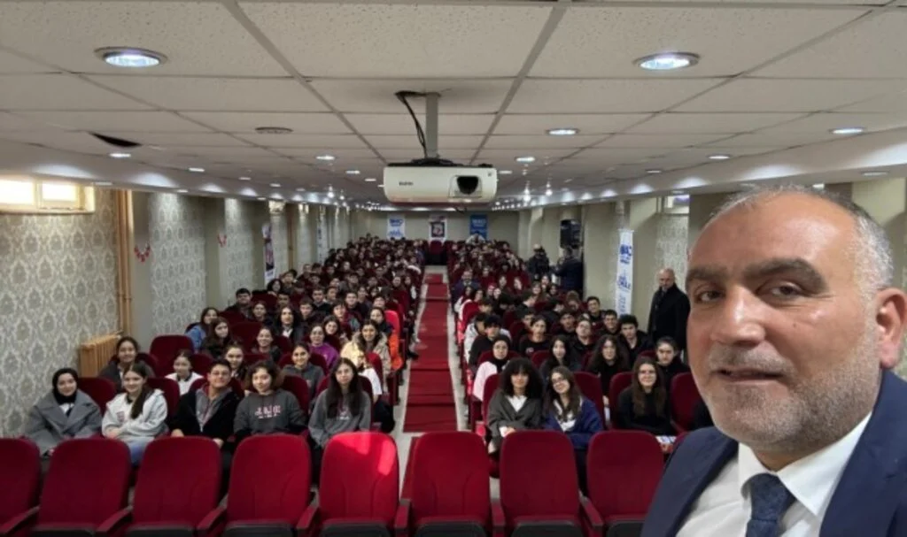 Başkan İbrahim Sandıkçı: "Öğrencilerimizin sınav ücretlerini karşılıyoruz" 
