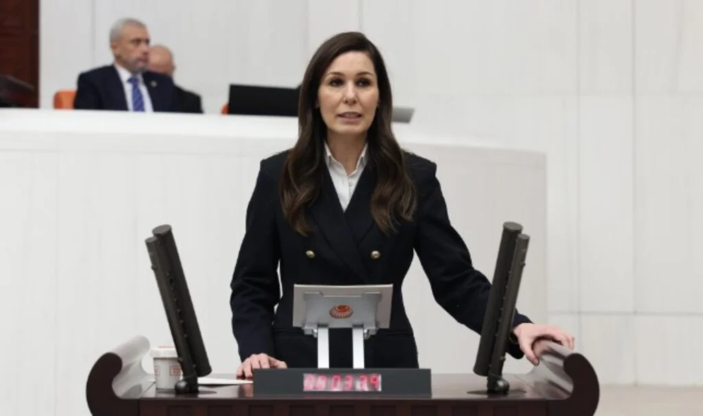 Çiğdem Karaaslan: "Türkiye Dünya'nın Vicdanıdır."