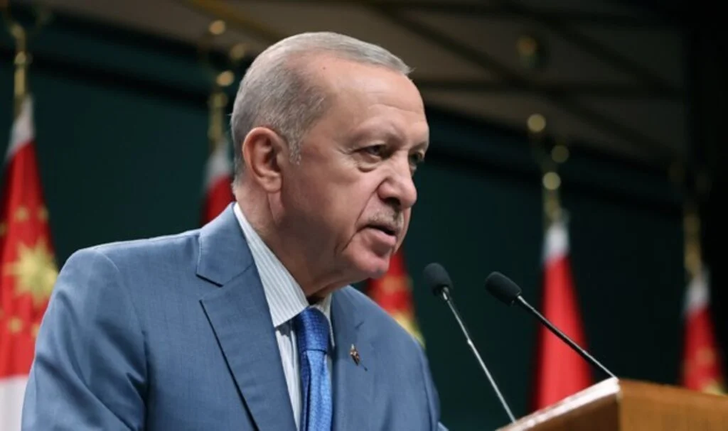 Cumhurbaşkanı Erdoğan’dan Helikopter Kazası Şehitlerine Taziye