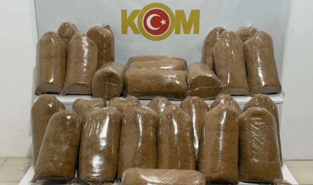İlkadım'da Kaçak Tütün Operasyonu: 200 Kilogram Tütün Ele Geçirildi