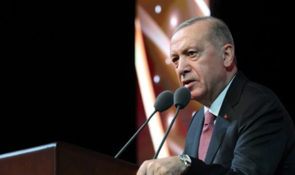 Kültür ve Sanatta Aidiyet Vurgusu: Erdoğan'dan Sanatçılara Mesaj