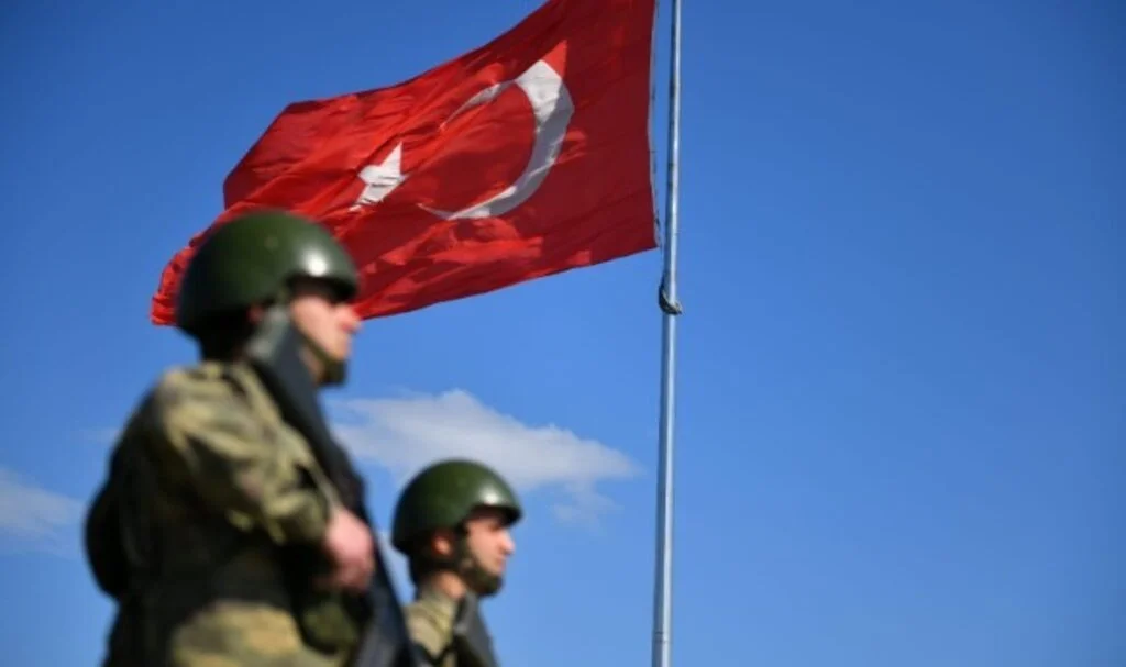 Pençe-Kilit bölgesinde 1 askerimiz şehit oldu