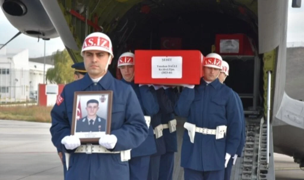 Şehit Teğmen Tunahan Dağlı’nın naaşı Amasya’da törenle karşılandı