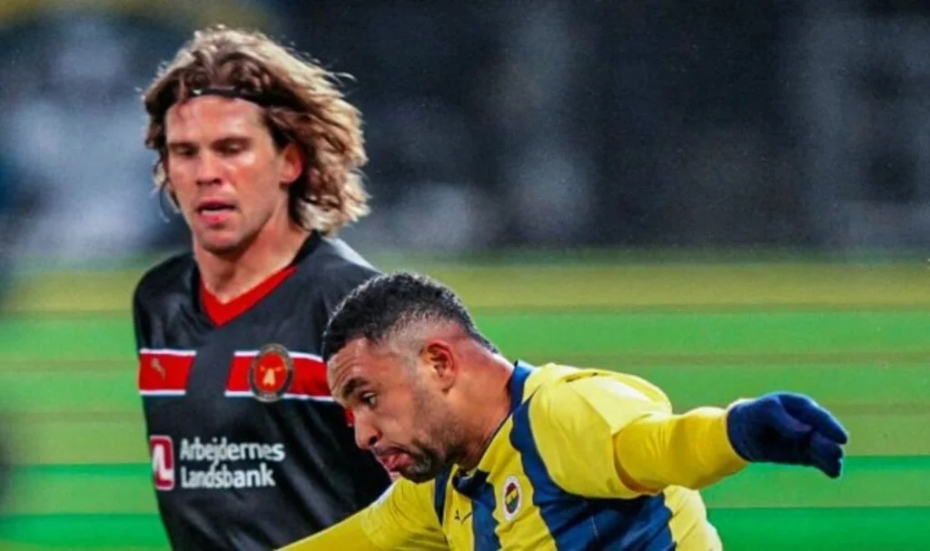 2-2'lik Beraberlik:Fenerbahçe Play-off Yolunda İlerliyor