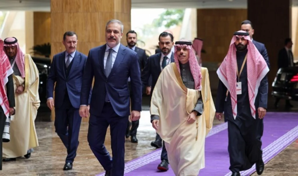 Bakan Fidan, Riyad’daki Suriye Zirvesinde Yer Aldı