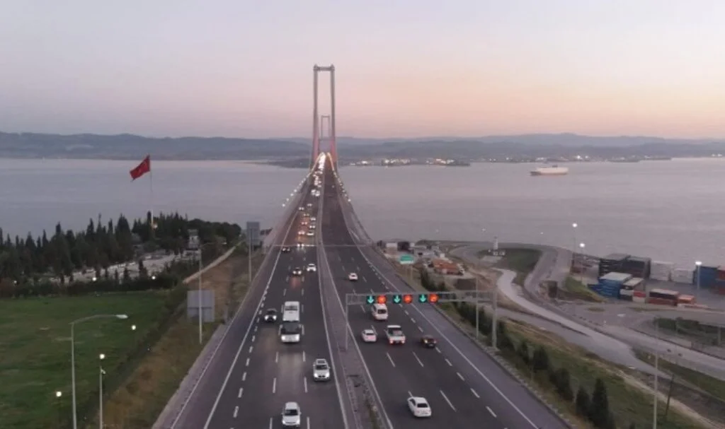 Bakan Uraloğlu 2024 Karayolları Trafik Verilerini Açıkladı