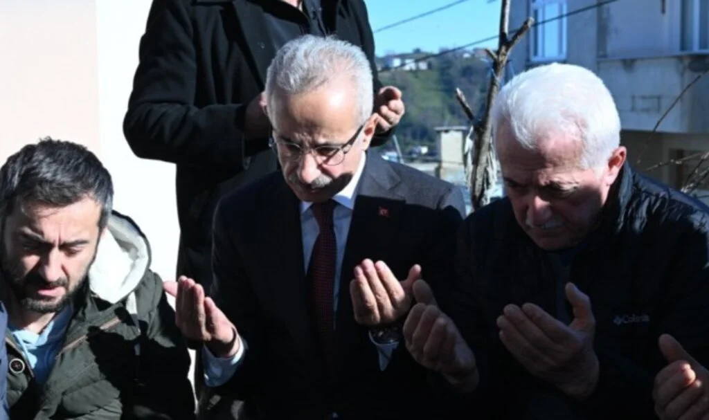 Bakan Uraloğlu: Rize'deki Menfur Olayı Şiddetle Kınıyoruz