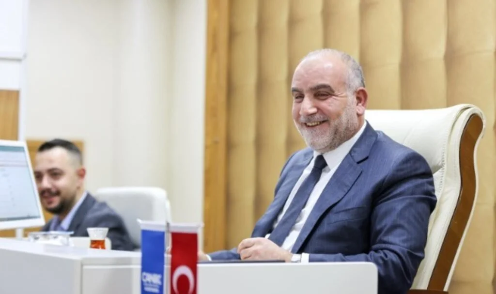 Başkan İbrahim Sandıkçı: "2025 yılında da yeni eser ve hizmetleri ilçemize kazandırmaya devam edeceğiz" 