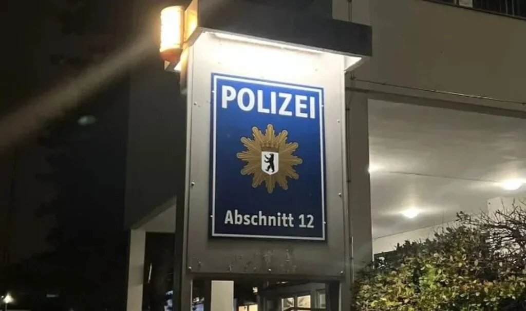Berlin’de polis karakolunun yakınında patlama: İki polis yaralandı