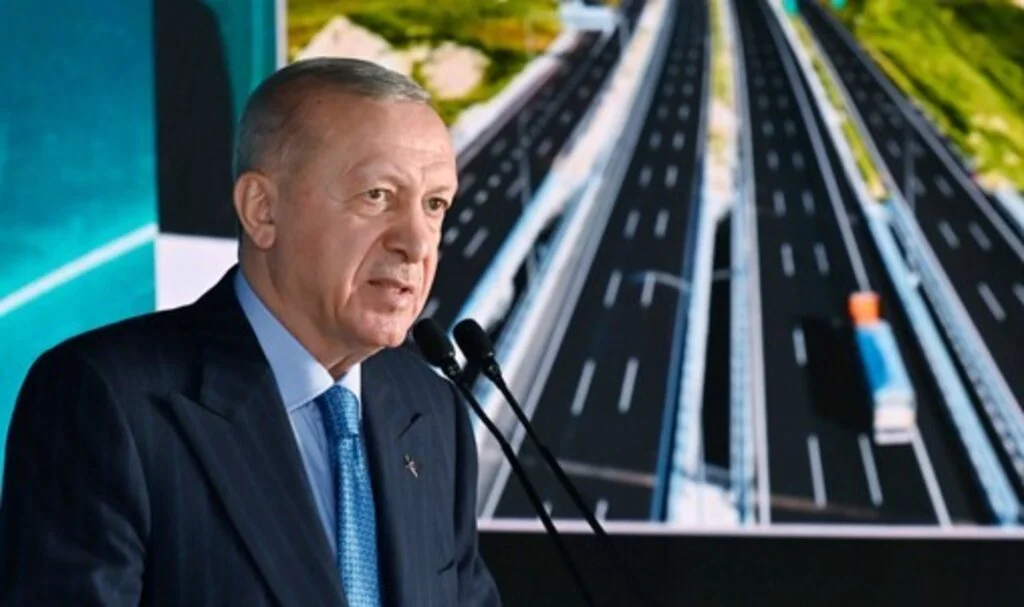 Cumhurbaşkanı Erdoğan'dan Açılışta Yatırım ve Kalkınma Mesajı