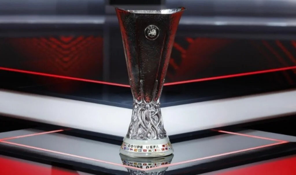 Fenerbahçe ve Galatasaray'ın Avrupa Ligi Rakipleri Belli Oluyor