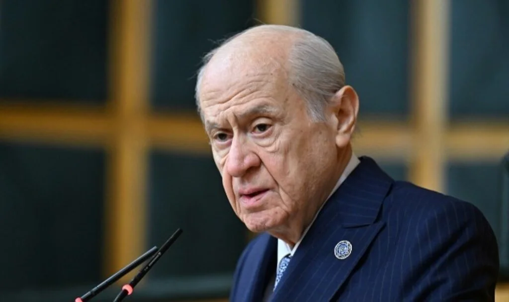 MHP Lideri Bahçeli'den İmamoğlu'na Tepki: "İstanbul'u Yüzüstü Bıraktı"