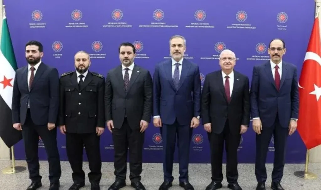 Milli Savunma Bakanı Yaşar Güler, Suriye'nin yeni yönetimiyle görüştü