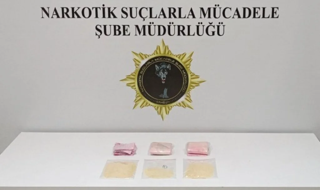 Narkotik Operasyonda Sentetik Kannabinoid Hammaddesi Ele Geçirildi
