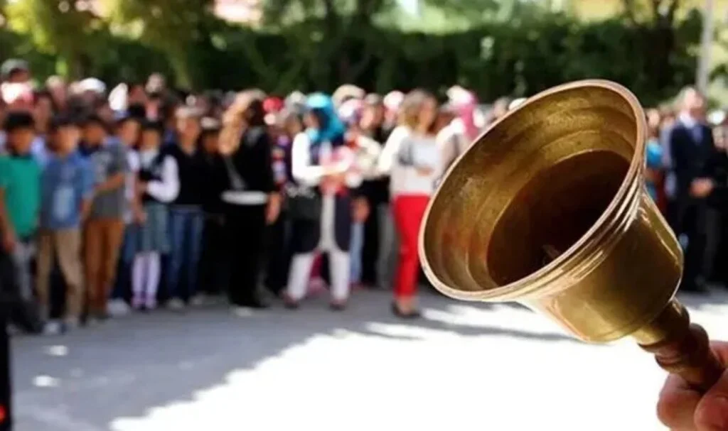 Okul zili yarın yarıyıl tatili için çalacak!