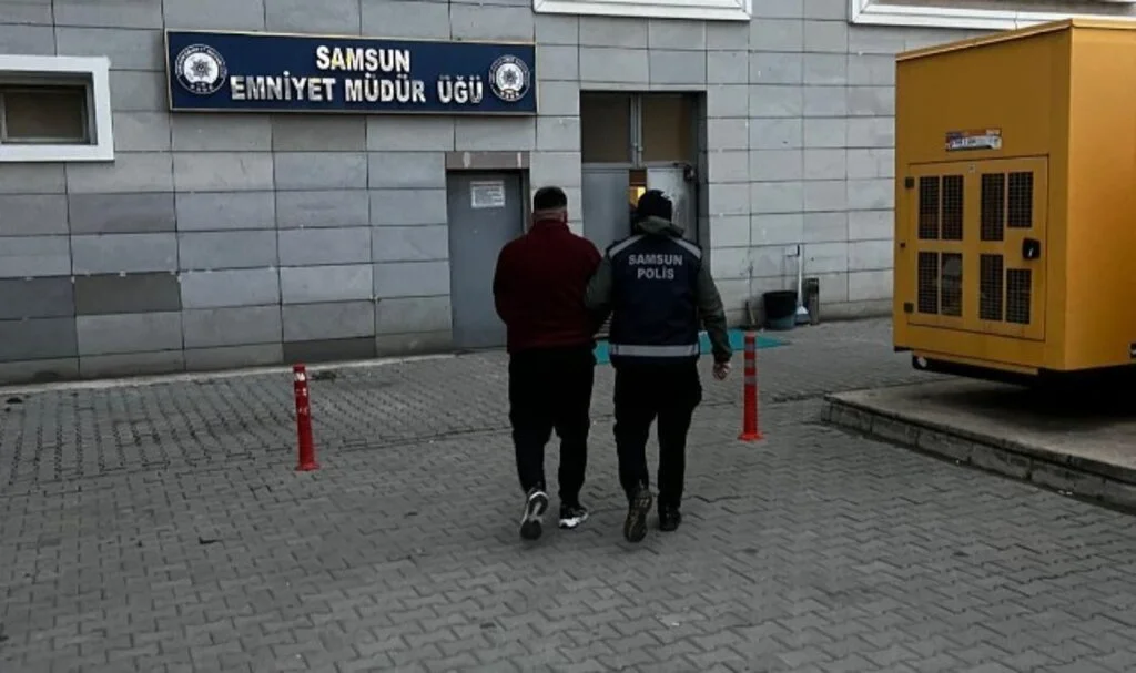 Samsun’da Aranan Firari Yakalandı: 24 Yıl Hapis Cezası Bulunuyordu