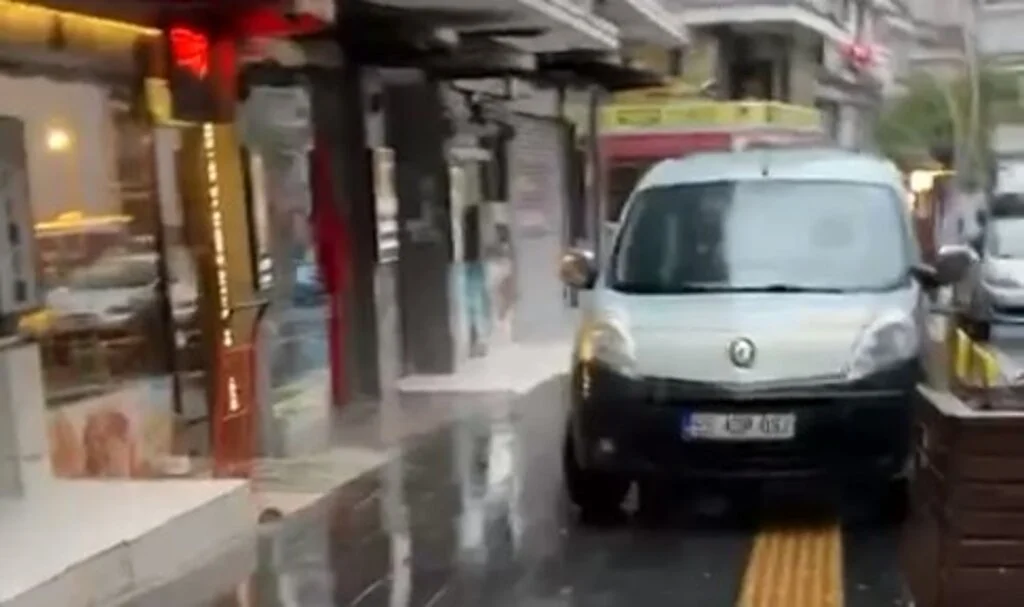 Yaya Yoluna Park ve Ters Yönde Seyir Cezalandırıldı