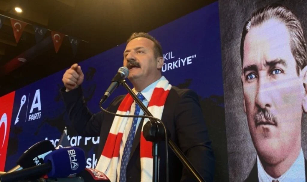Anahtar Parti Genel Başkanı Yavuz Ağıralioğlu, Cumhurbaşkanı Erdoğan'a Yüklendi