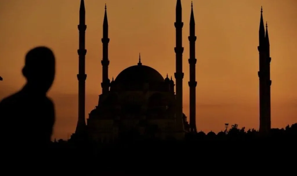 Berat Kandili Namazı Nasıl Kılınır 6 Rekat