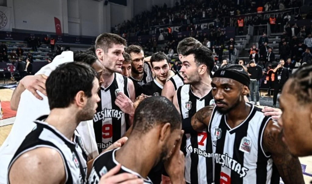 Beşiktaş, ING Türkiye Kupası Yarı Finalinde Mersin’i Geçerek Finale Yükseldi