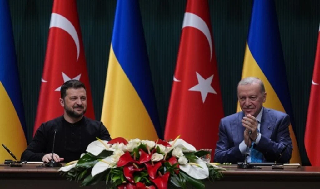 Cumhurbaşkanı Erdoğan: "Rusya ile Ukrayna ve Amerika arasında önümüzdeki dönemde gerçekleştirilmesi muhtemel görüşmeler için ülkemiz ideal bir ev sahibi olacaktır"