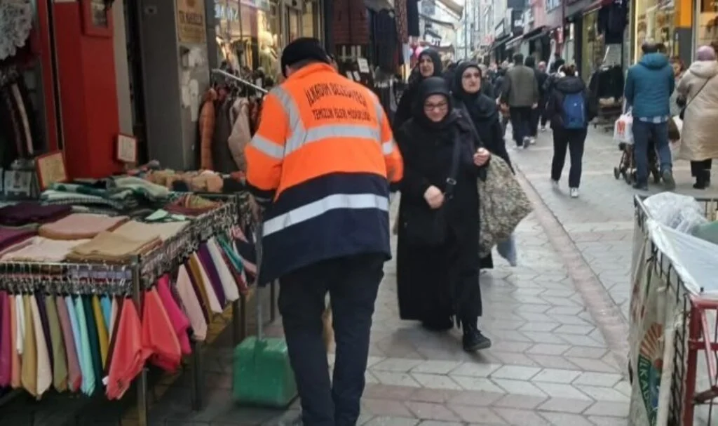 İlkadım'da Temizlik Çalışmaları Hız Kesmiyor 