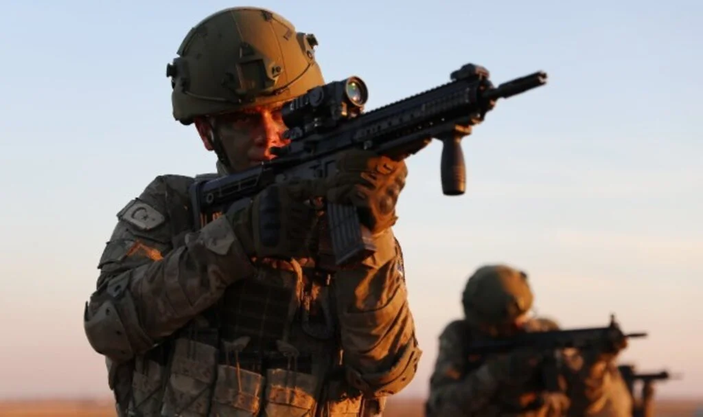 Irak ve Suriye'de 7 Terörist Daha Etkisiz Hale Getirildi
