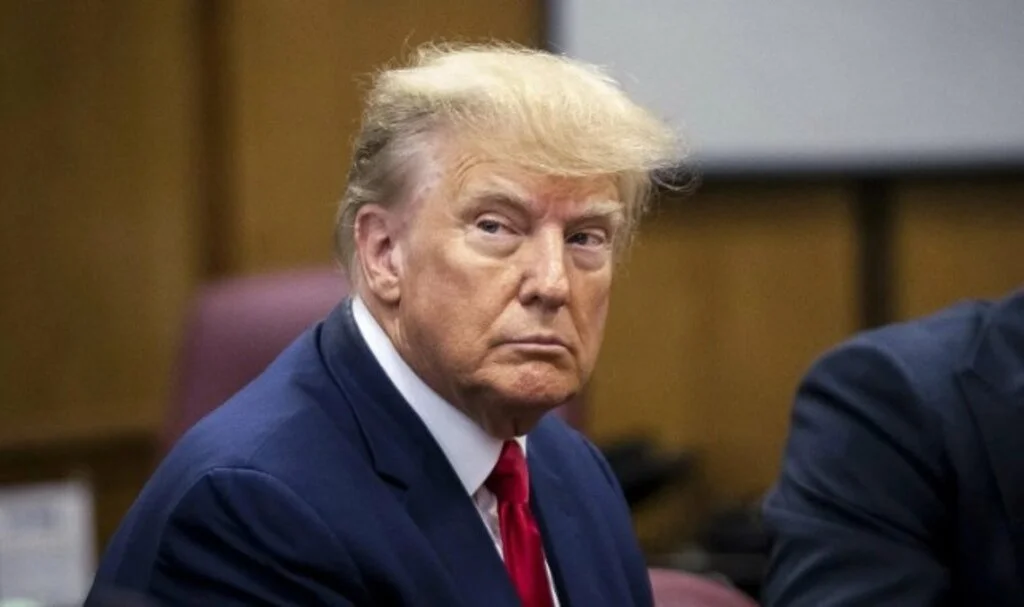 Trump ve Putin telefonda görüştü: Ukrayna'da barış için müzakereler başlıyor