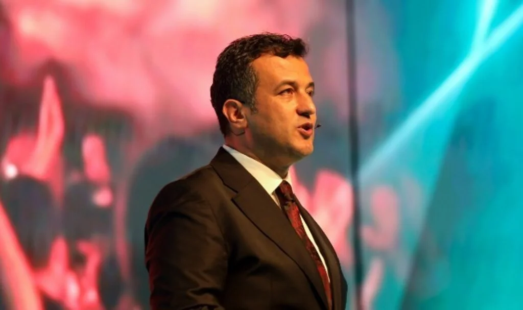 Büyükşehir Yaşlılara ve Hasta Yakınlarına Nefes Oluyor... 