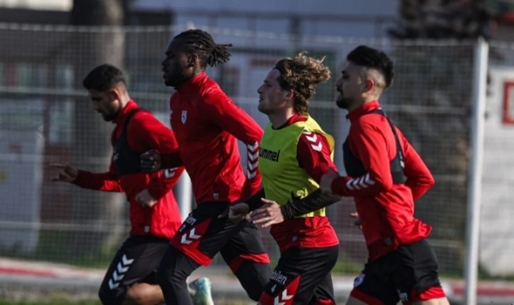 Samsunspor'da Fenerbahçe Mesaisi Başladı