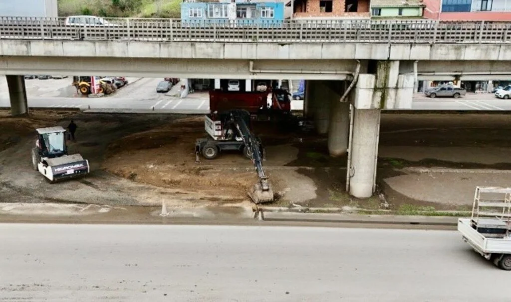 SBB'den Tekkeköy'de Trafik Rahatlatma Hamlesi