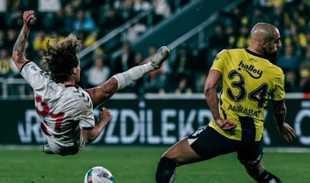 Ülker Stadyumu'nda Gol Sesi Çıkmadı! Fenerbahçe 0 - 0 Reeder Samsunspor 