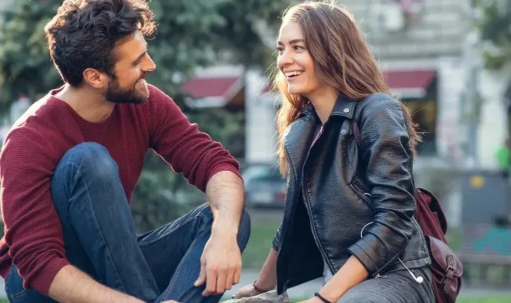 Yay Erkeği Hoşlandığı Kıza Nasıl Davranır